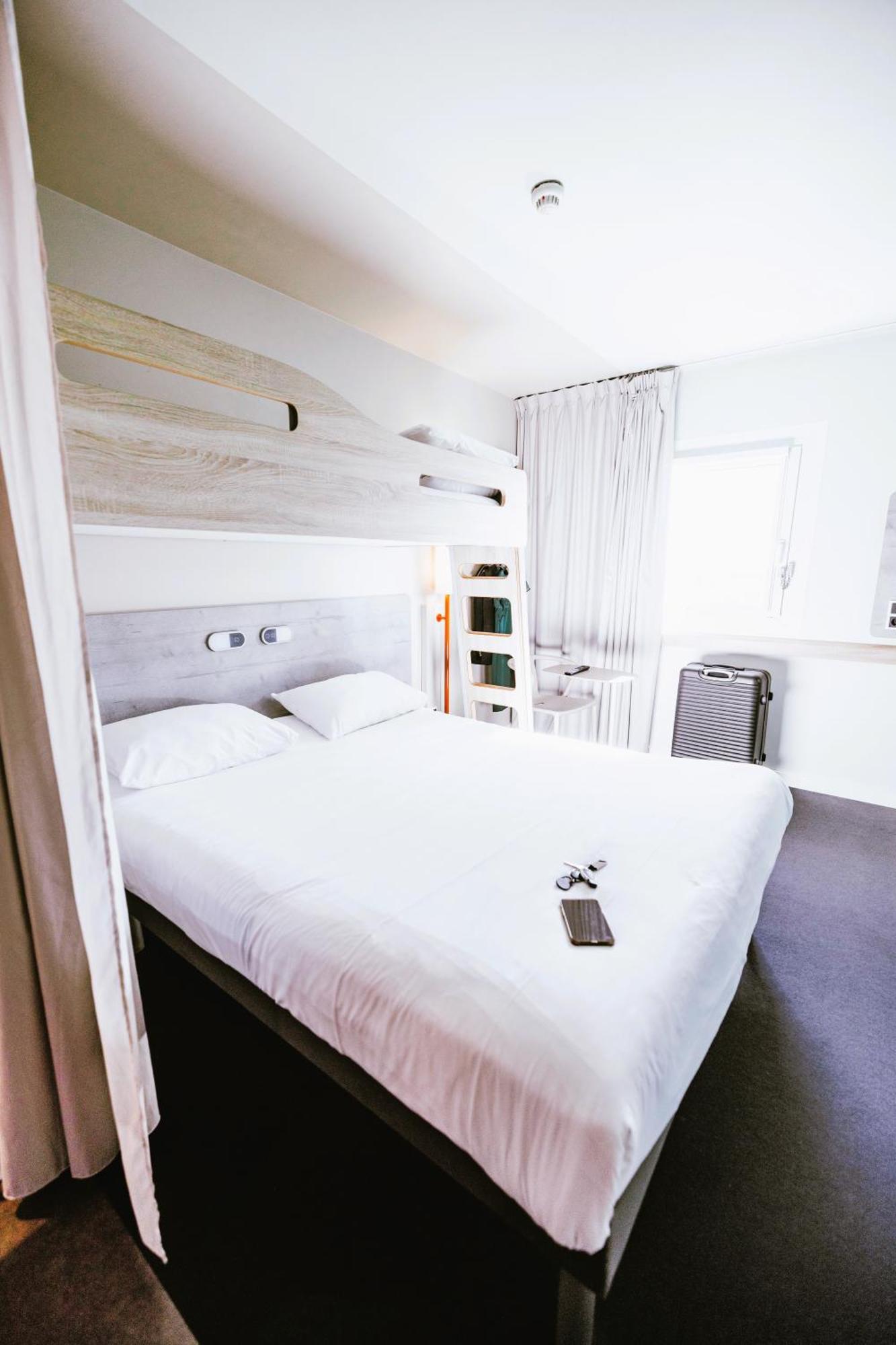 Ibis Budget Luxembourg Aeroport Niederanven Esterno foto