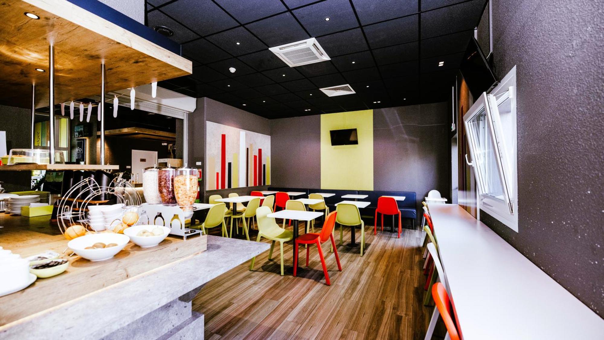 Ibis Budget Luxembourg Aeroport Niederanven Esterno foto