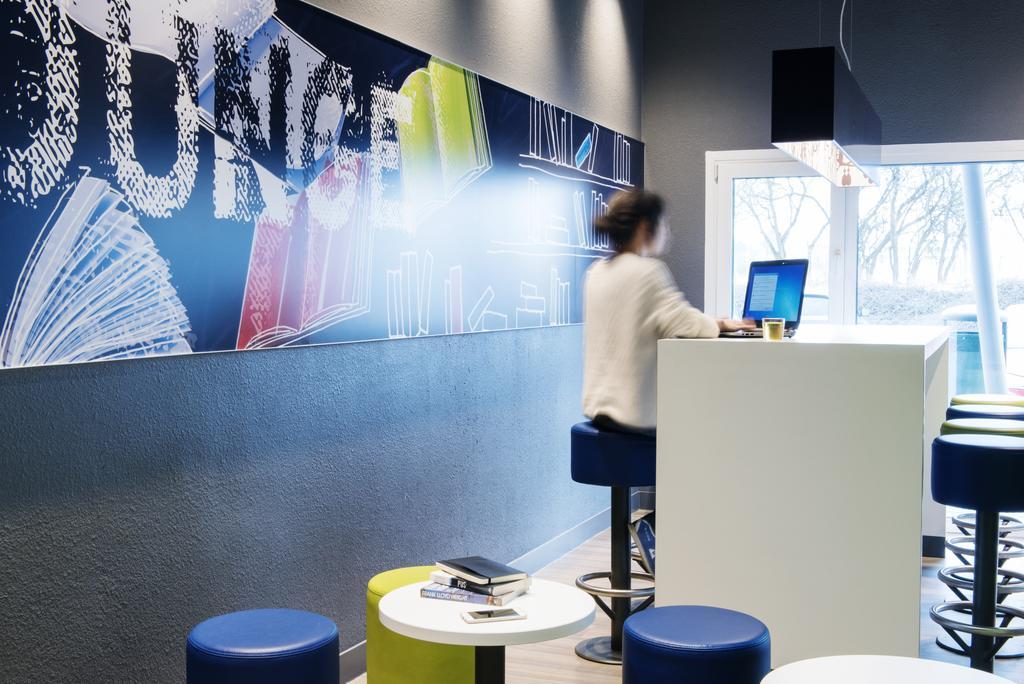 Ibis Budget Luxembourg Aeroport Niederanven Esterno foto